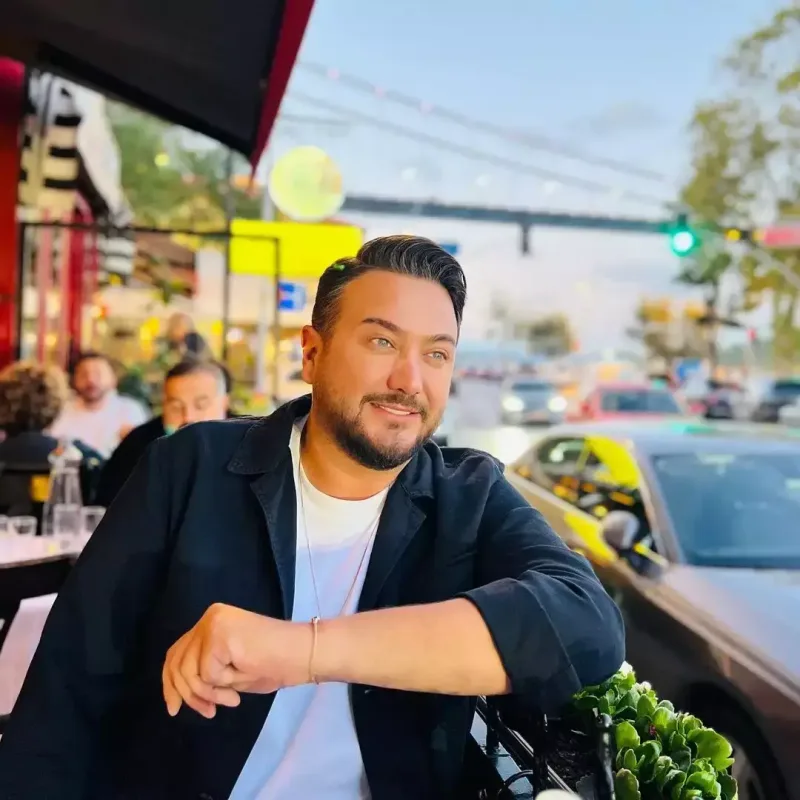 "Eyni simaları izləməkdən bezmişəm"