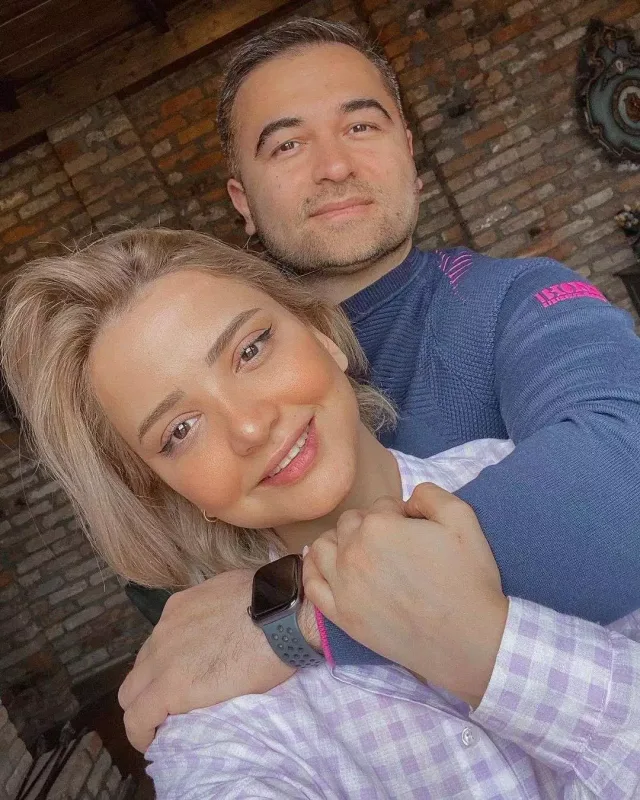 Ayrılmadıqlarını belə təsdiq etdilər