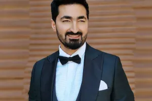 “Nə baş verdi ki, dünya soyundu?”