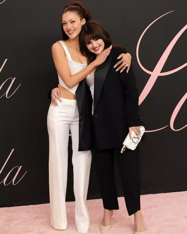 Qala gecəsində xanımını tək qoymadı