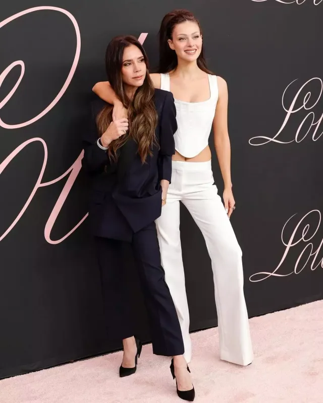 Qala gecəsində xanımını tək qoymadı