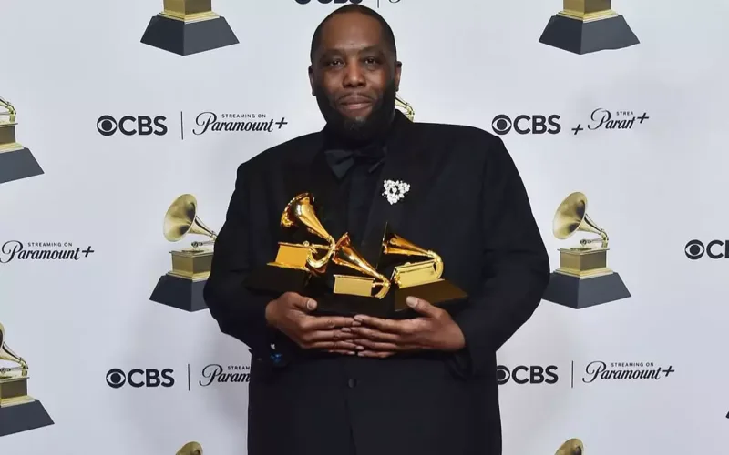 Qremmi-də üç ödül aldı, polis saxladı