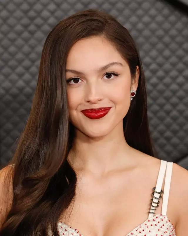 Qremmi-nin qırmızı xalısında...