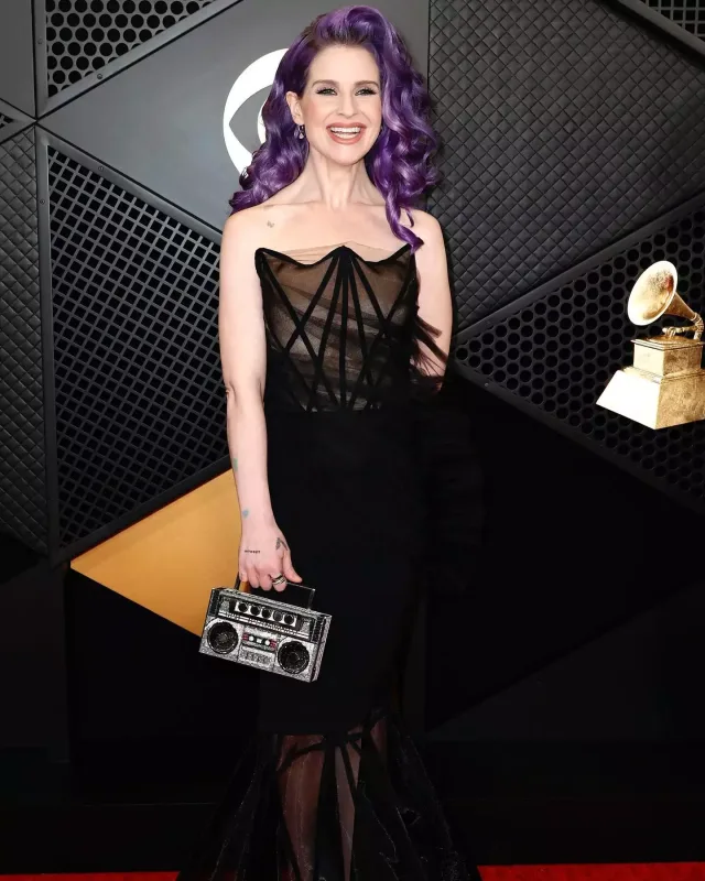 Qremmi-nin qırmızı xalısında...