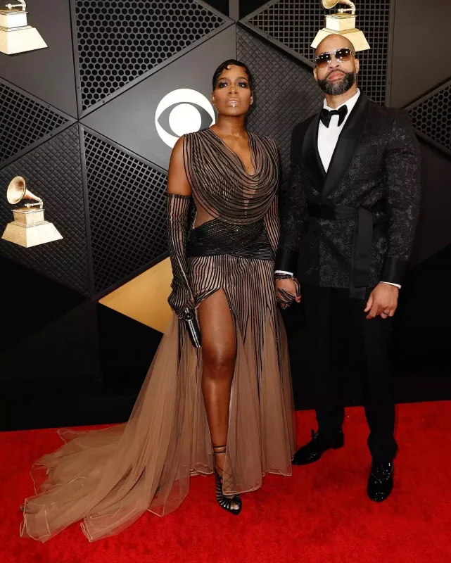 Qremmi-nin qırmızı xalısında...