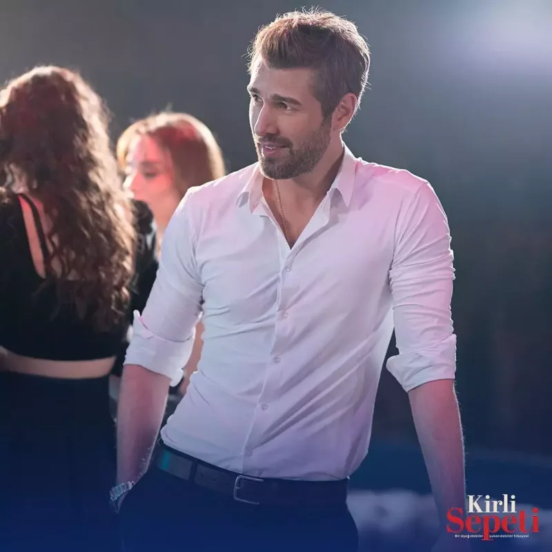 “Kirli Sepeti”ndə 3 ayrılıq birdən