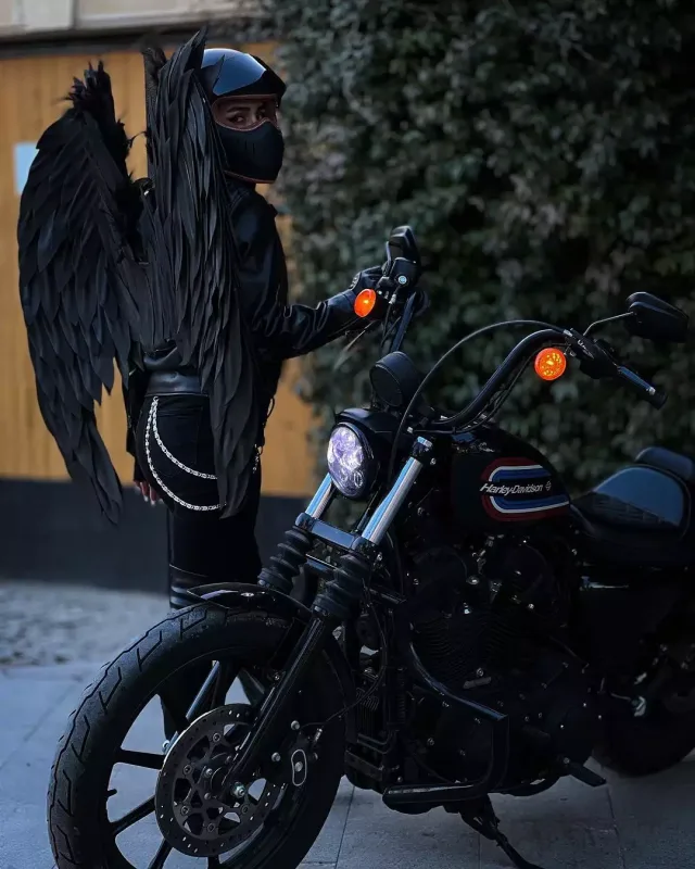 Renka əsl qara mələk “oldu”