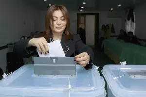 Ruhiyyə Əliyeva da səs verdi