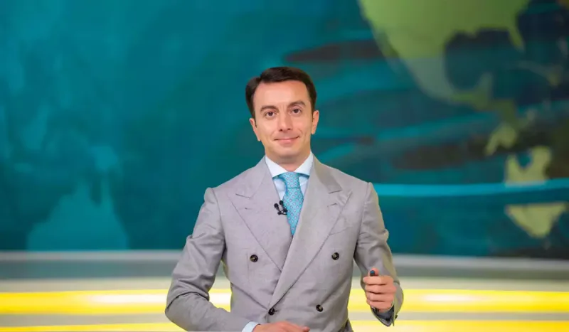 8 saat canlı yayımda olub