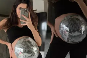 Qarnını diskoteka topuna çevirdi