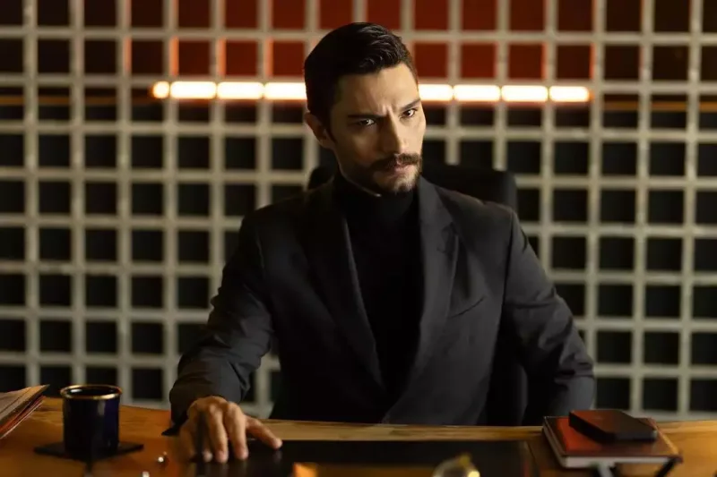 “Safir”də baş rol ayrılığı