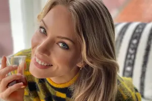 Bade İşçil münasibətlərdən danışdı