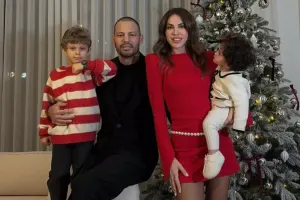 Atakan ailəsiylə vidalaşdı