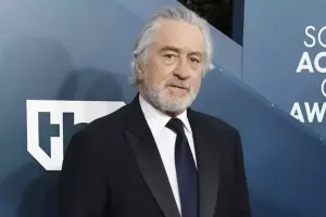 80 yaşlı De Nironun 10 aylıq qızı