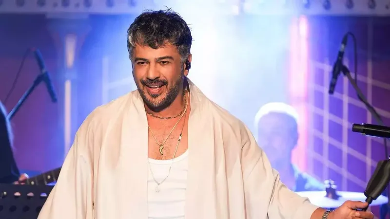 “Bu necə 54 yaşdır?”