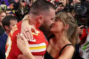 “Super Bowl”da eşq!