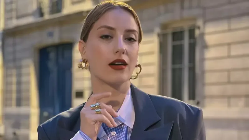 Qızını ilk dəfə paylaşdı