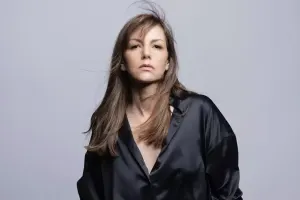 Defne Kayalar ərinin serialında