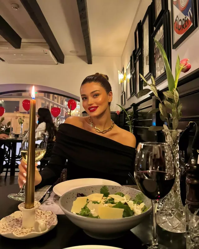 Nəzrinlə Mərdanın Sevgililər günü görüşü