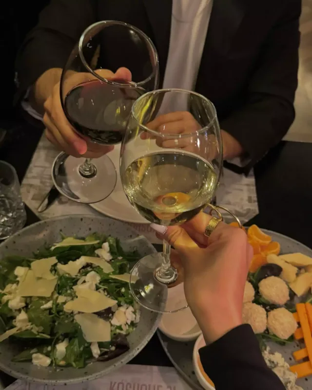 Nəzrinlə Mərdanın Sevgililər günü görüşü