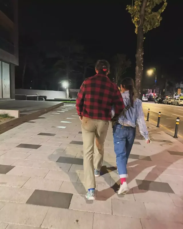 Merve sevgilisini paylaşdı