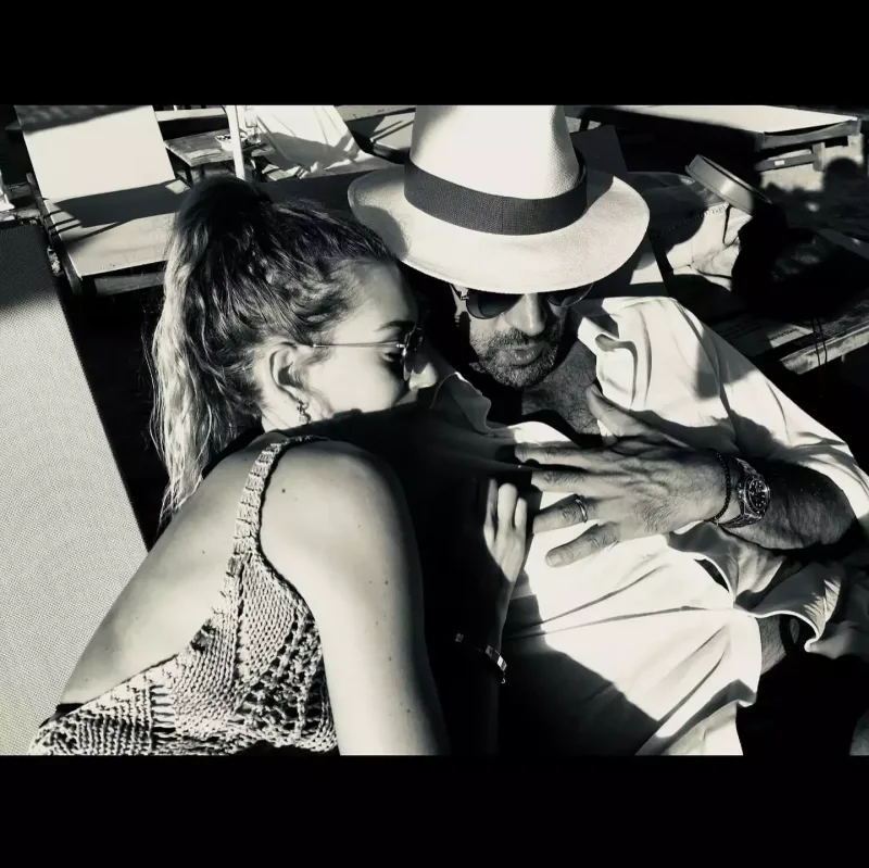 Kenanla Sinemdən eşq dolu fotolar