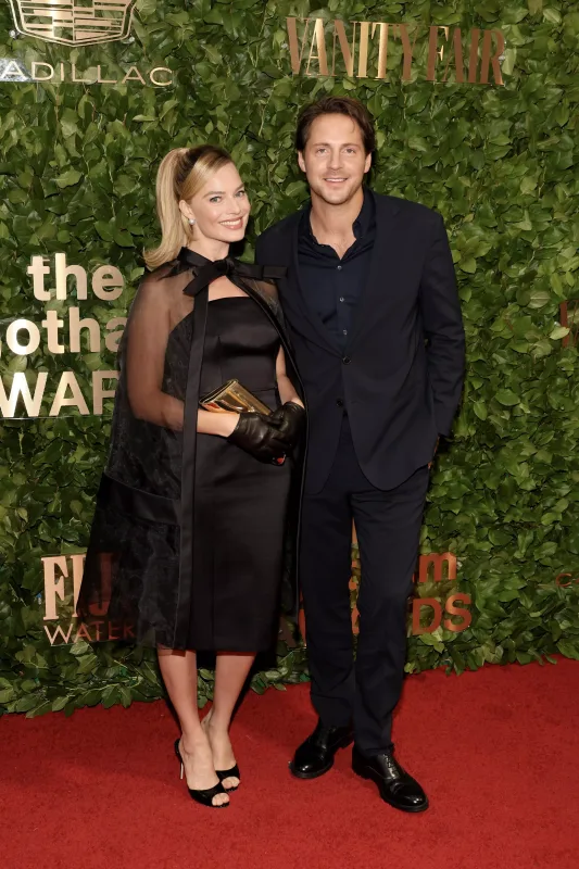 “Barbi” həyat yoldaşı ilə