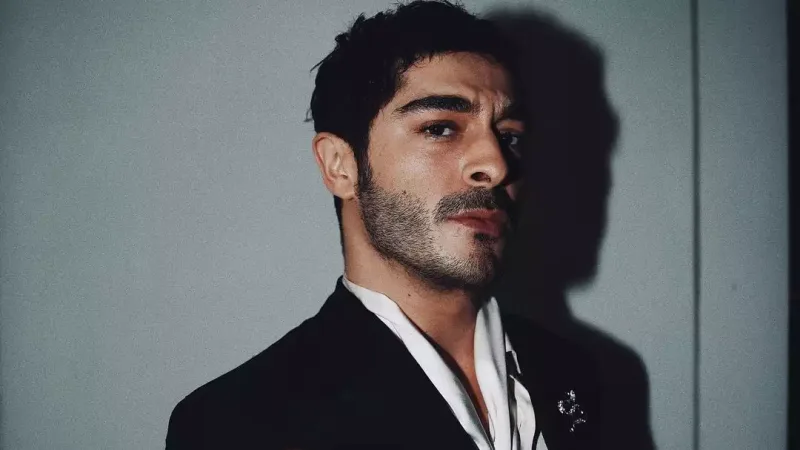 Burak Denizin yeni serialı