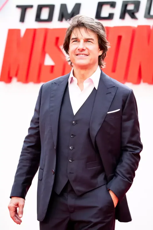 Tom Kruzun rus sevgilisi