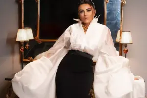 Gülay sevən qadın obrazında - Video