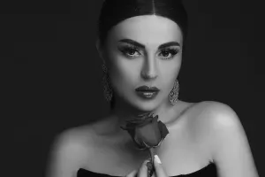 Gülay efirdə göz yaşı tökdü