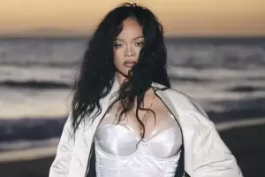 Rihannadan 8 il sonra yeni albom