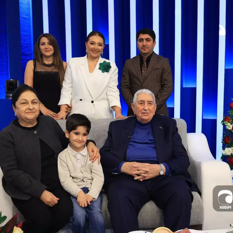 86 yaşlı Arif Babayev ailəsi ilə