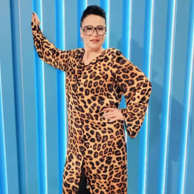 “Geyindiyim paltarlar mənim deyil”