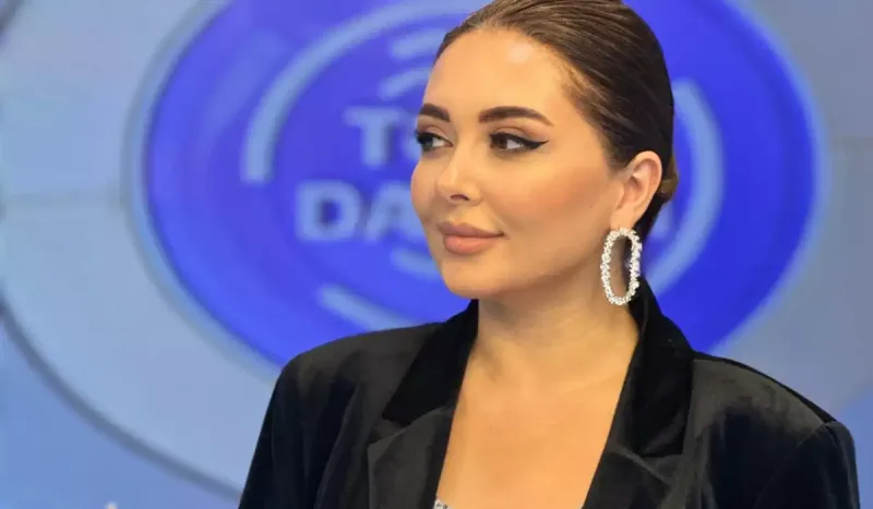 “Təklikdə “sevirəm” deyib”