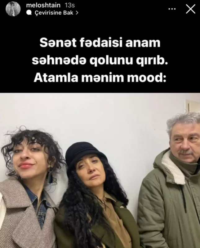 Səhnədə qolunu sındırdı