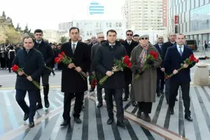 Nazirlik nümayəndələri  “Ana harayı” abidəsini ziyarət etdi