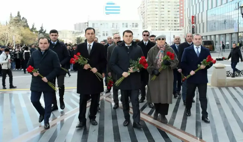 Nazirlik nümayəndələri  “Ana harayı” abidəsini ziyarət etdi