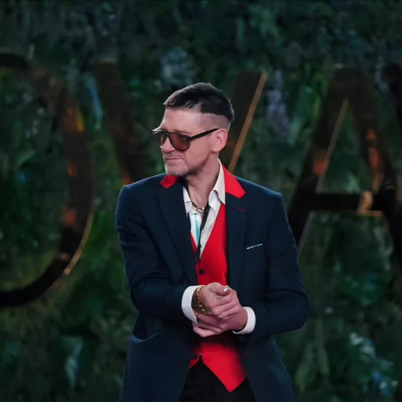 “Peaky Blinders” ulduzu küçədə tanınmaz halda