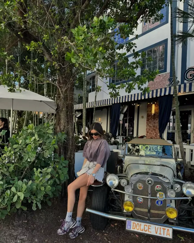 Nigar Mayamidə özünü havadan atdı