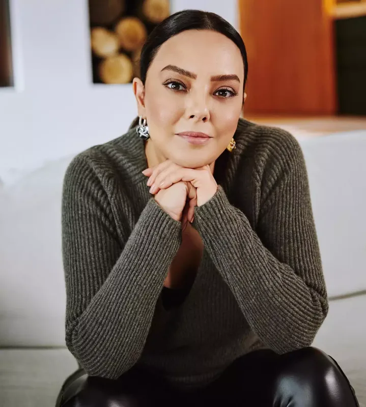 Ebru 4-cü dəfə ərə getdi