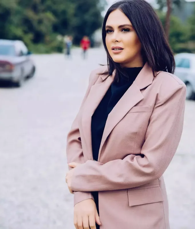 Alidə icra başçısına ərə gedibmiş