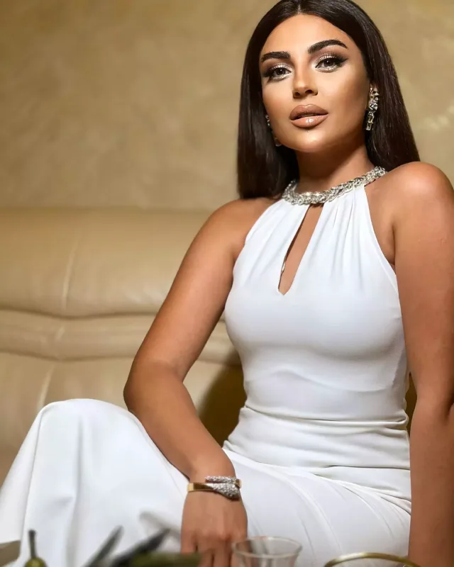 “Hər insanın özünə hörməti olmalıdır”