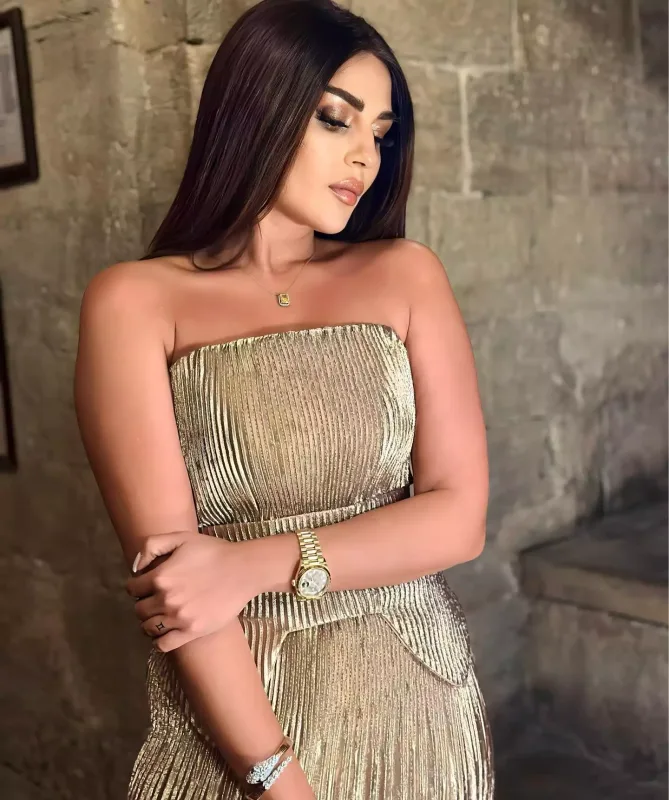 “Hər insanın özünə hörməti olmalıdır”