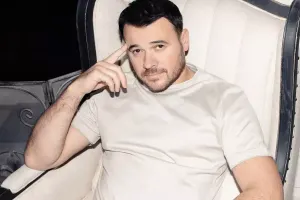 Eminin konserti təxirə salındı