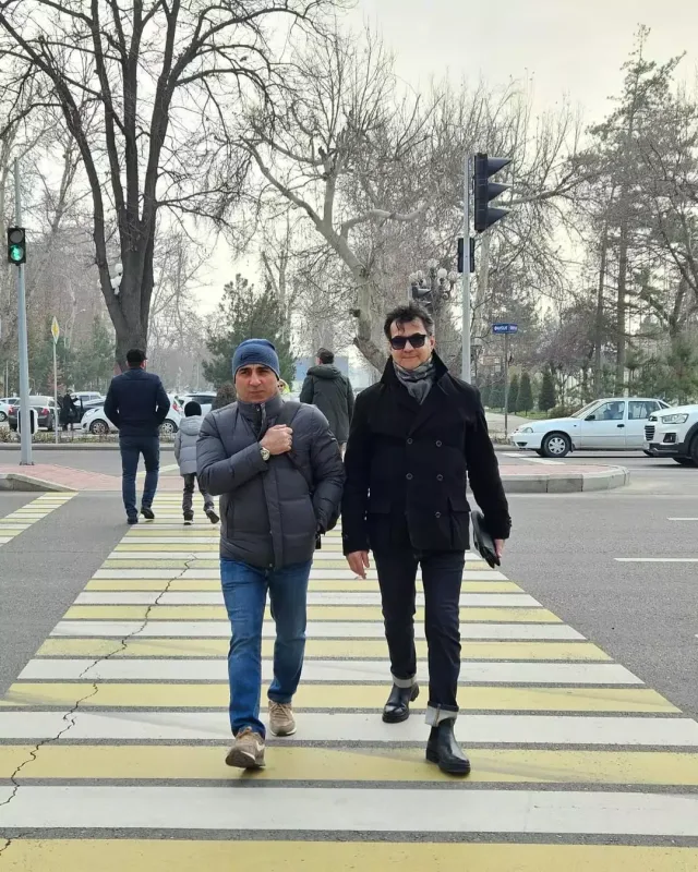 Əməkdar artistlərin Özbəkistan səfəri