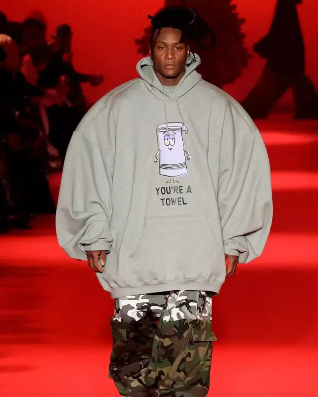 “Vetements”in qeyri-adi kolleksiyası