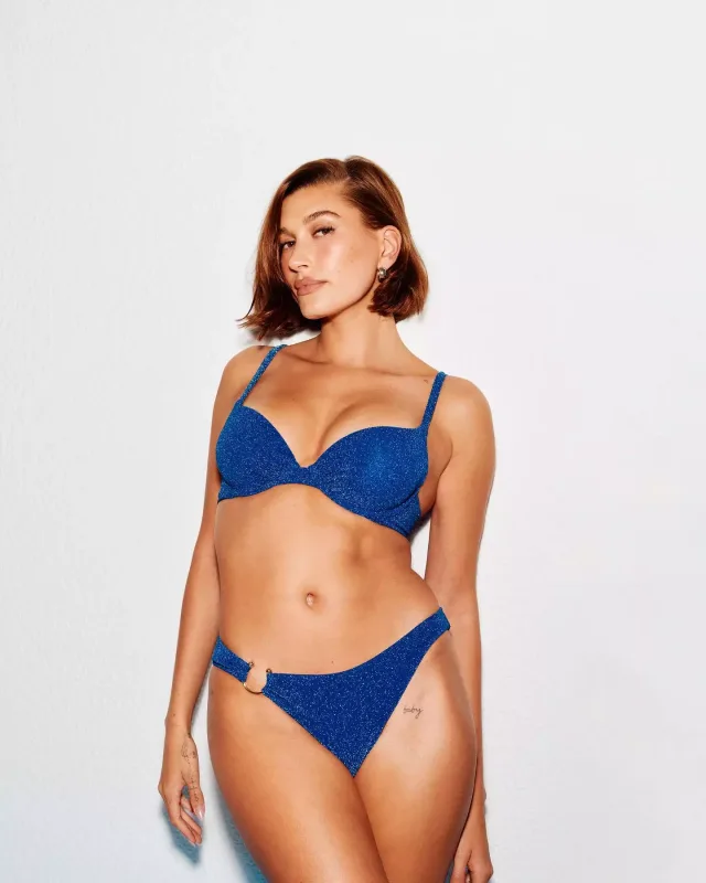 Heylinin bu fotoları müzakirə yaratdı