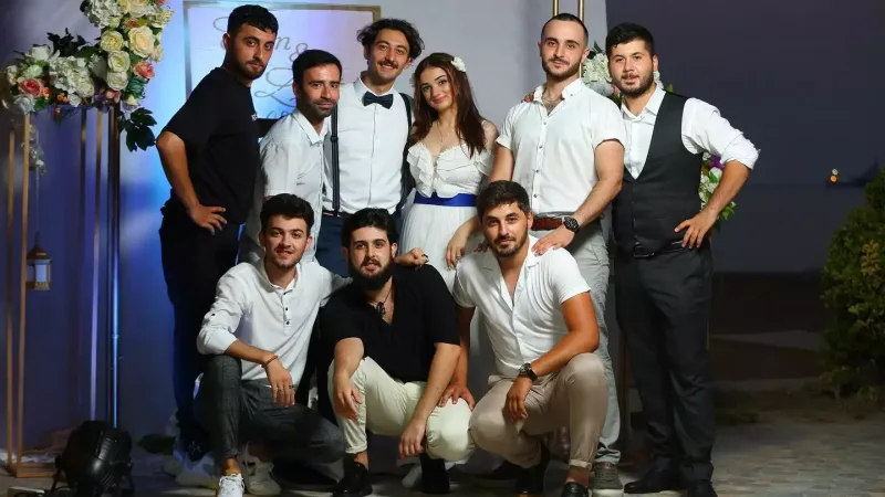 Elvin qız atası oldu