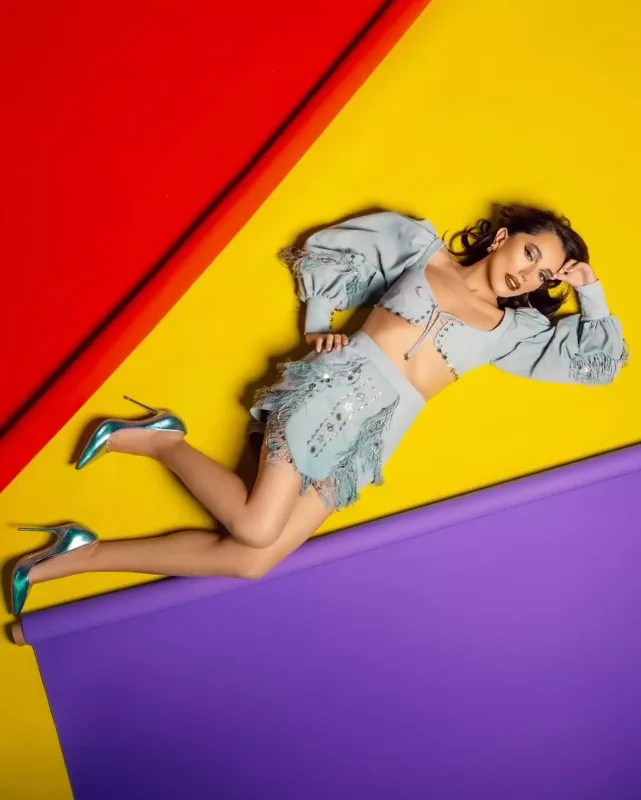 “Və Tanrı qadını yaratdı”